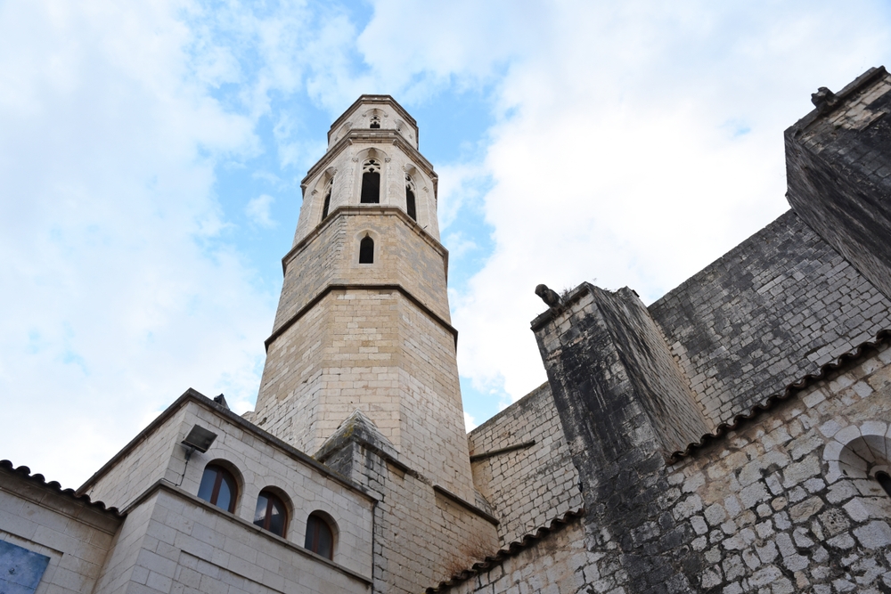 Sant,Pere,Church,Is,A,Romanesque,Church,In,The,Historic