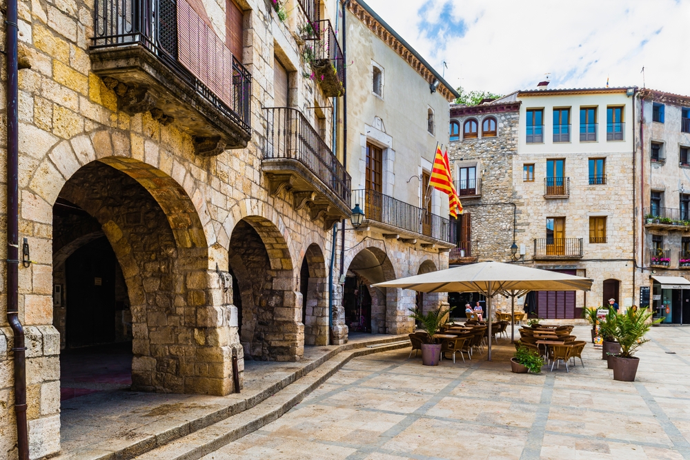 Besalu,Is,A,Town,In,The,Region,Of,Garrotxa,,In